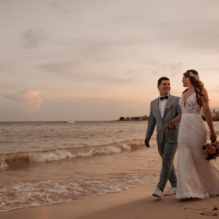 Angelica y Beto boda en la Playa ed Sa Andres 1 of 1 3